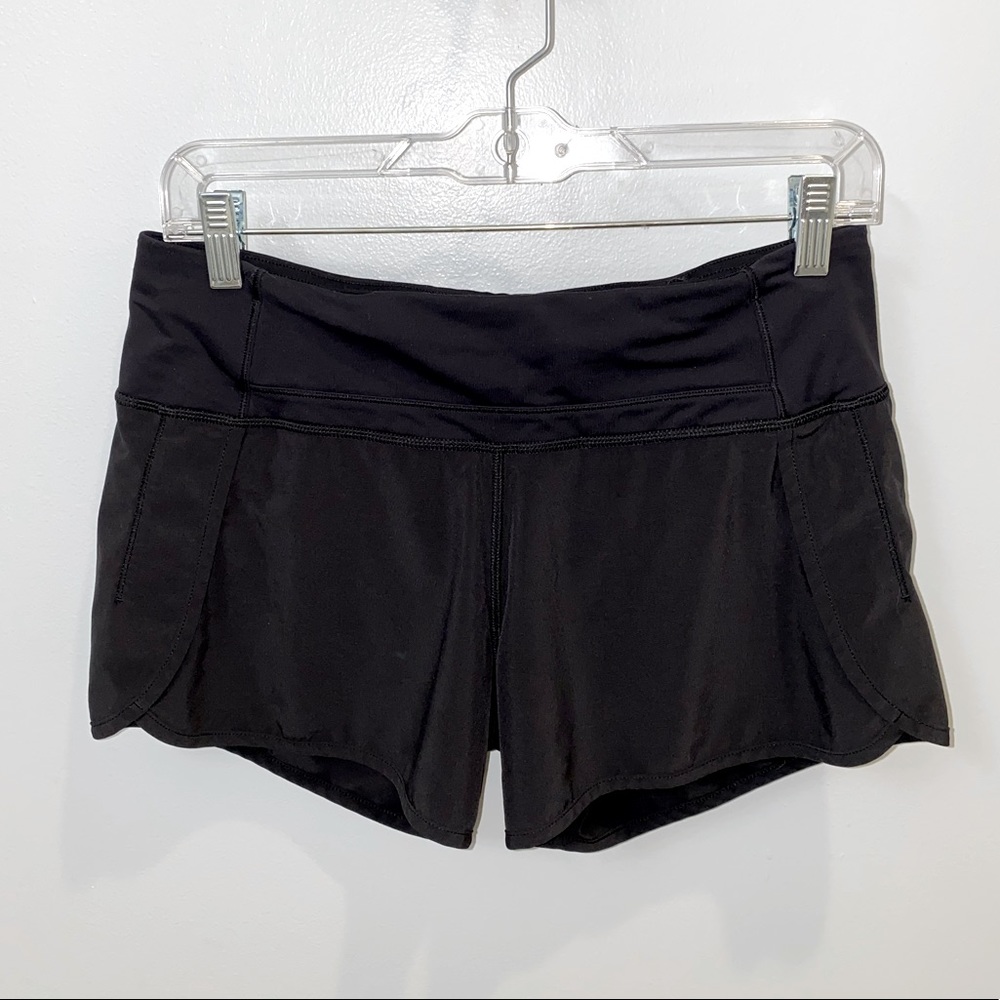 Lululemon black speed up short 4” size 6